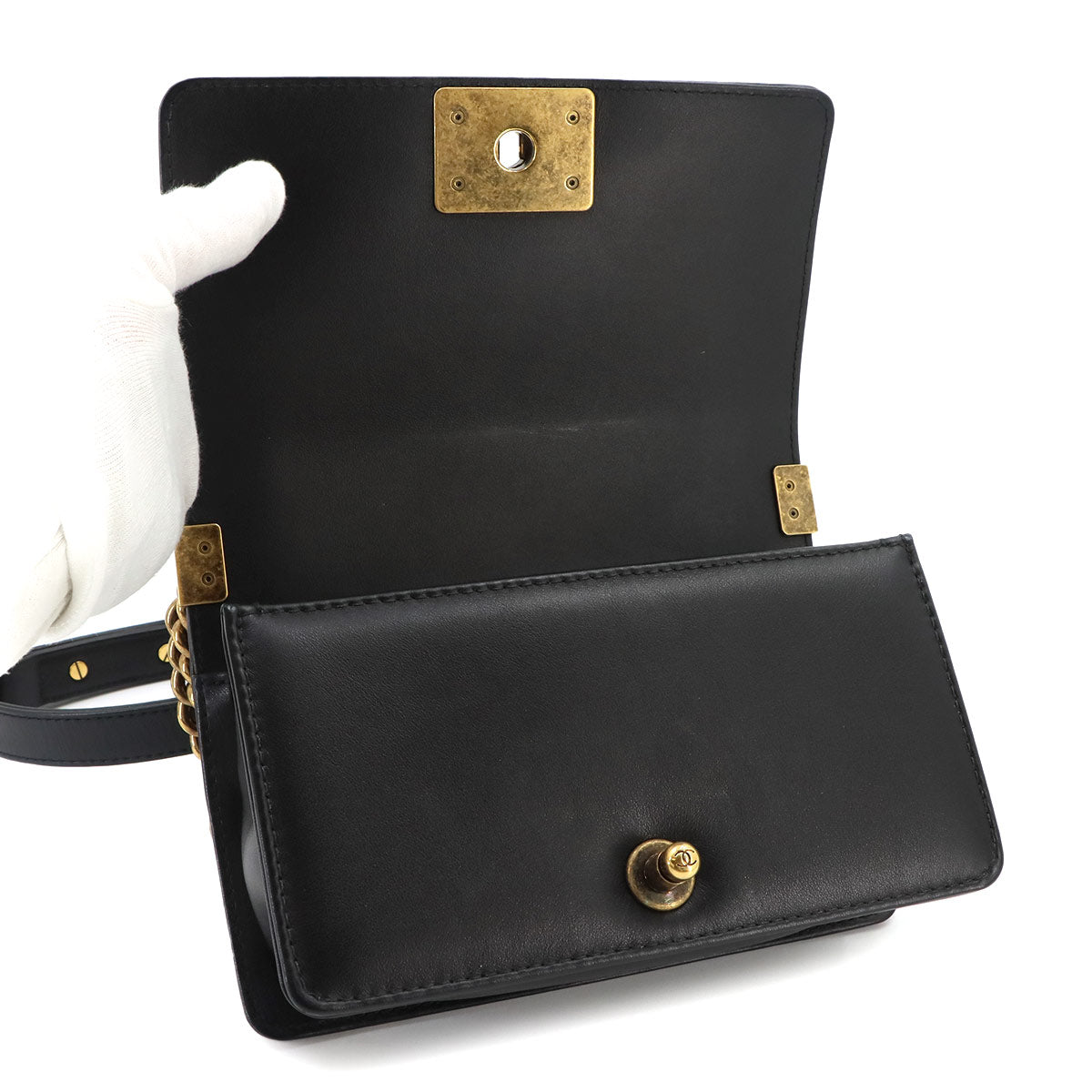 BOY CHANEL Small Chain Shoulder Bag Leather Black A67085