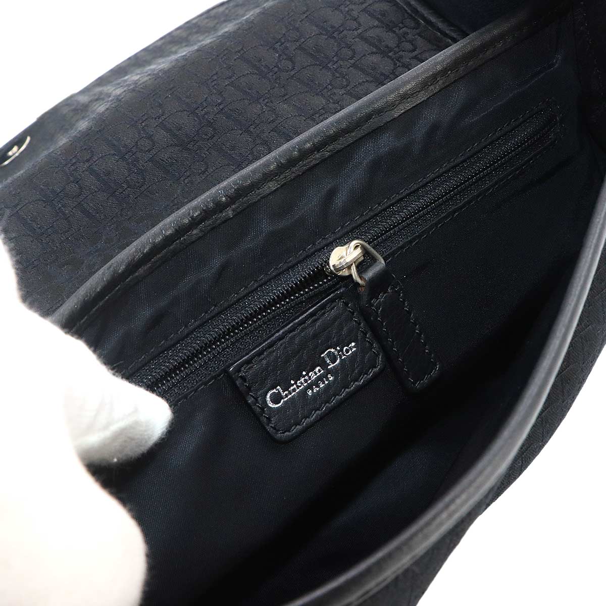 Trotter Street Chic Shoulder Bag Canvas Leather Black