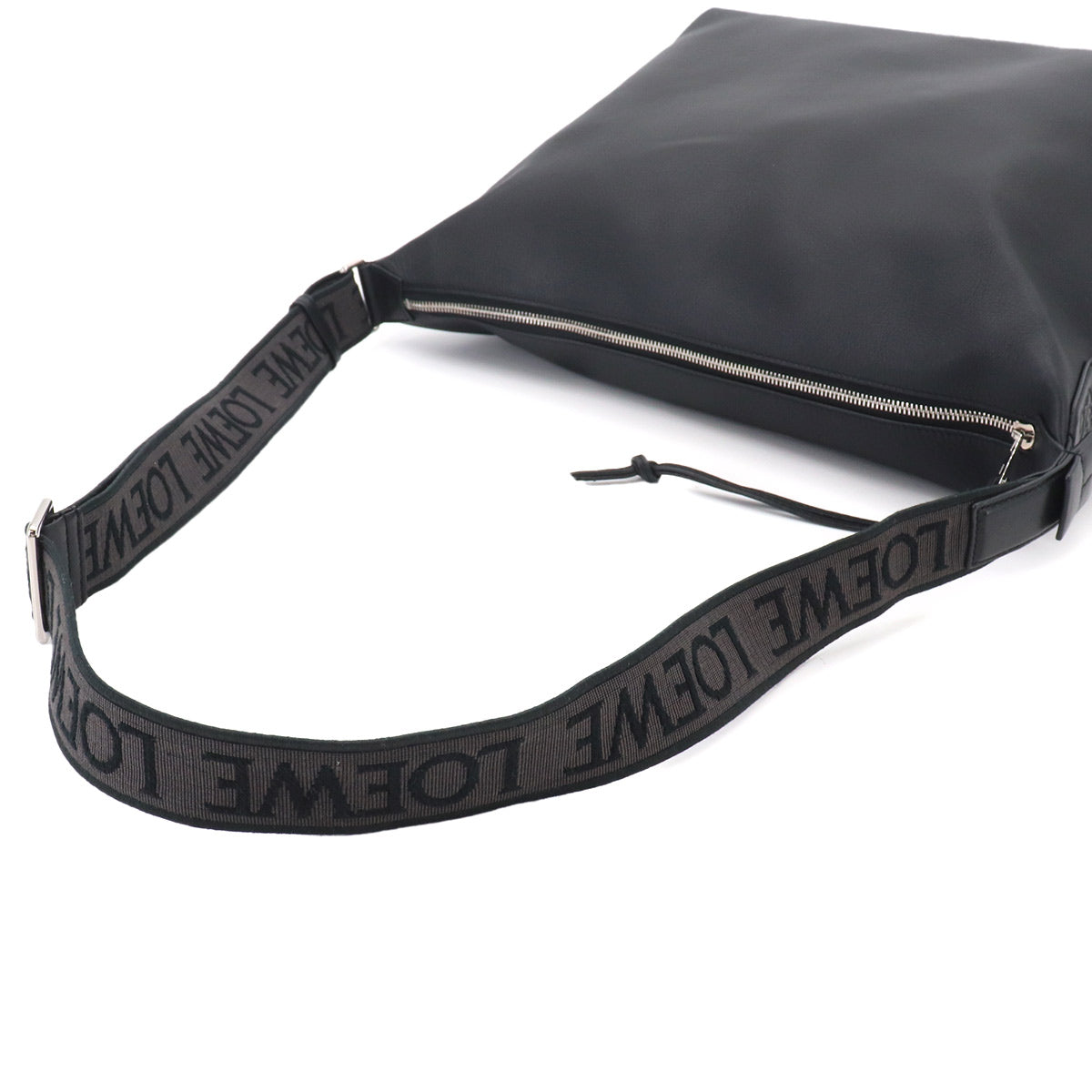 Cubi Crossbody Shoulder Bag Leather Black Anagram