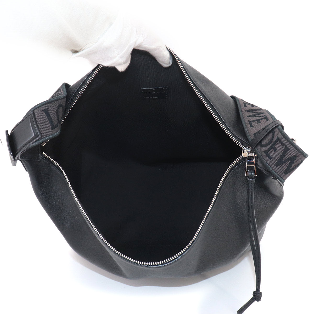 Cubi Crossbody Shoulder Bag Leather Black Anagram