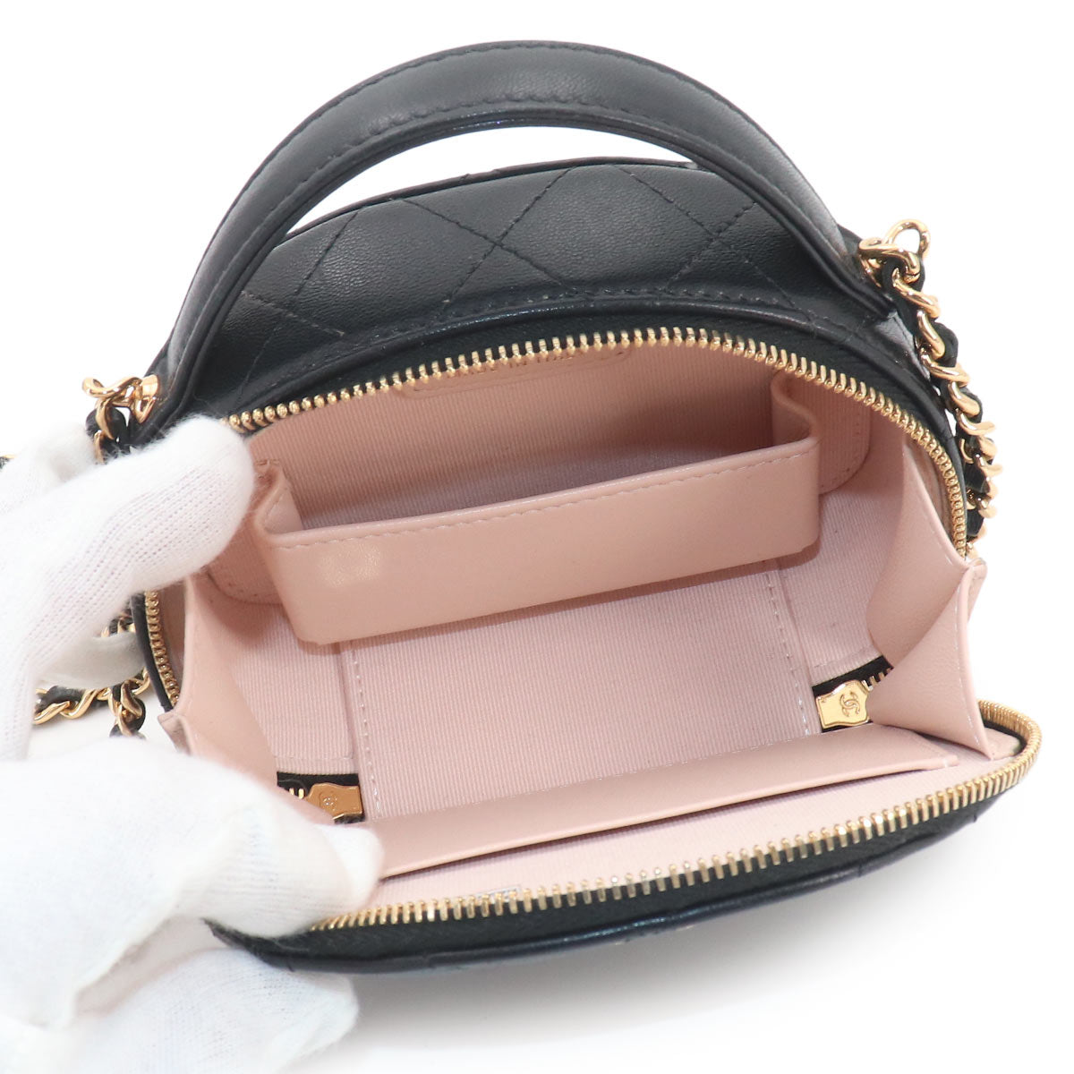 Matelasse Mini Shoulder Bag Leather Black AP3088