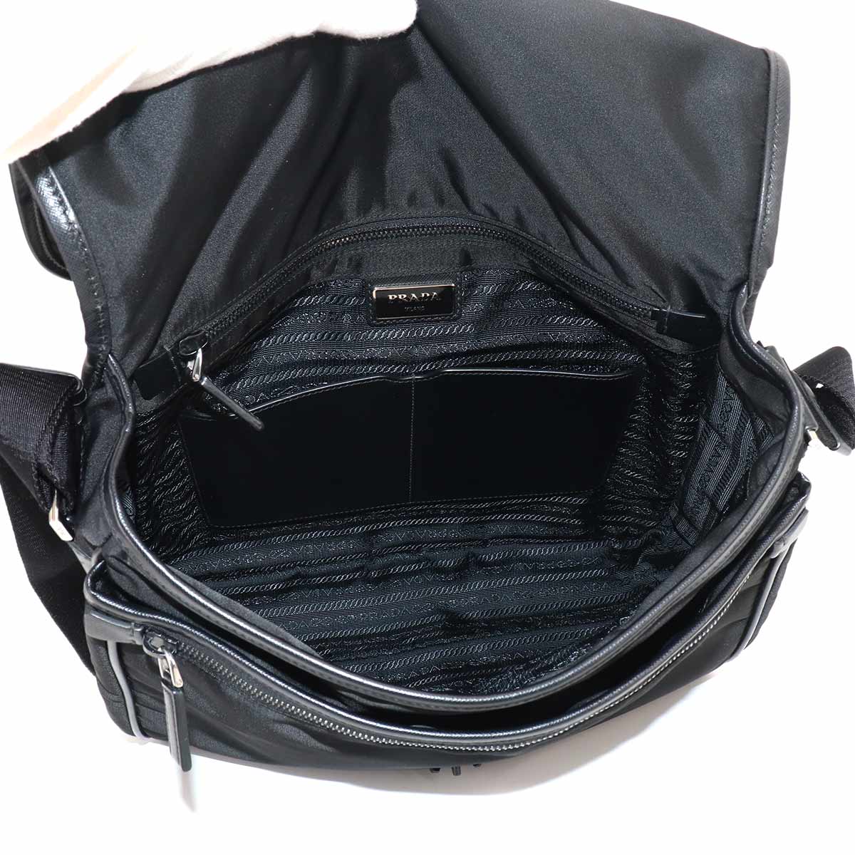 Messenger Shoulder Bag Nylon Saffiano Leather Nero Black V166