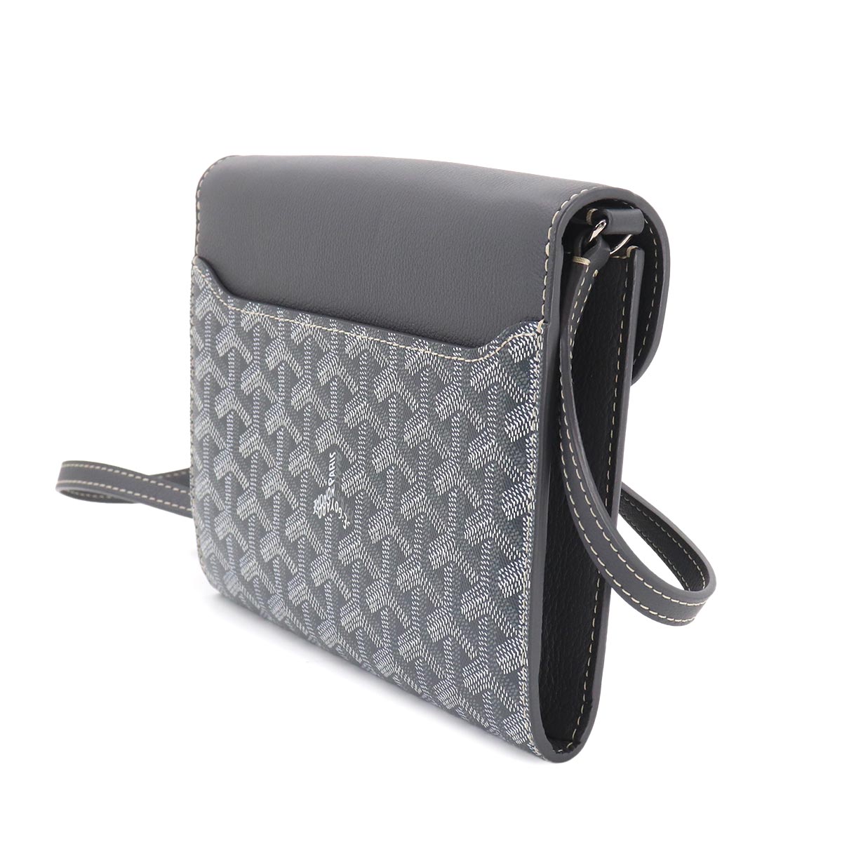 Chypre Pouch Wallet Shoulder Bag PVC Leather Gray Purse