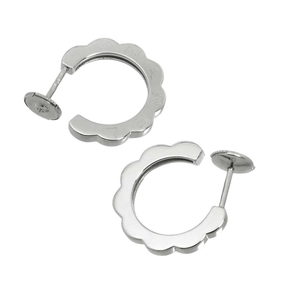 Profile de Camellia Earrings Pierced 18K WG 750