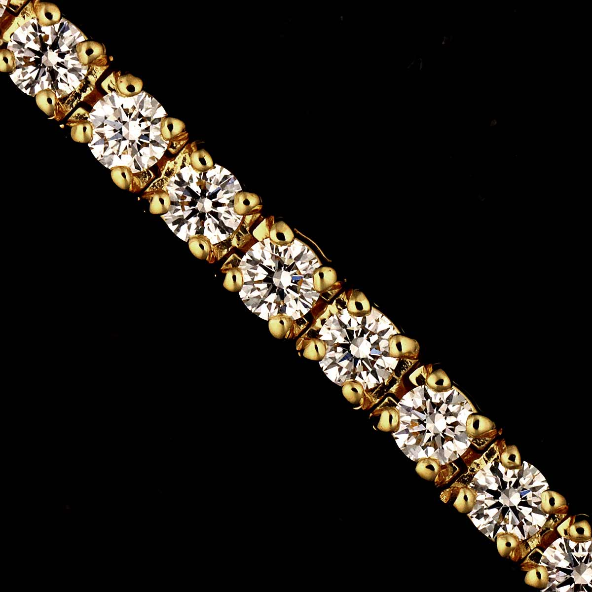 Diamond 2.22ct Bracelet 18K Yellow Gold 750