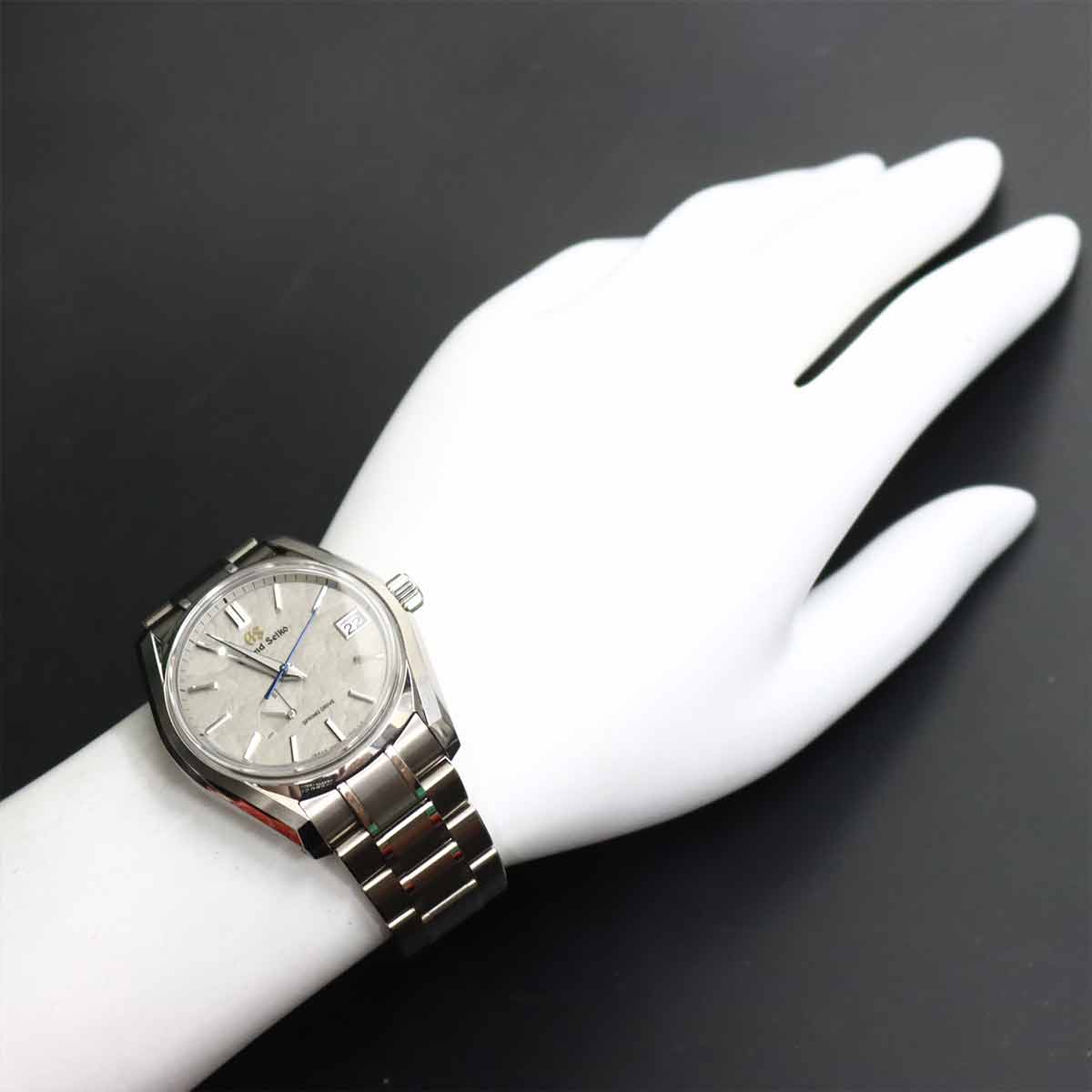 Heritage Collection Spring Drive SBGA445 Date 9R65 0DG0