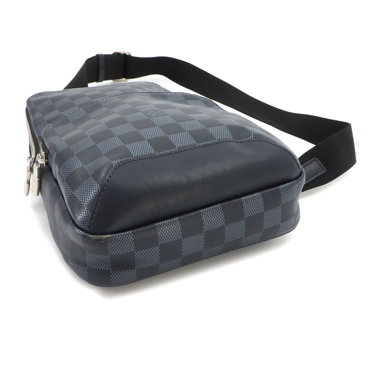 Damier Infini Avenue Sling Bag Crossbody Bag N40303