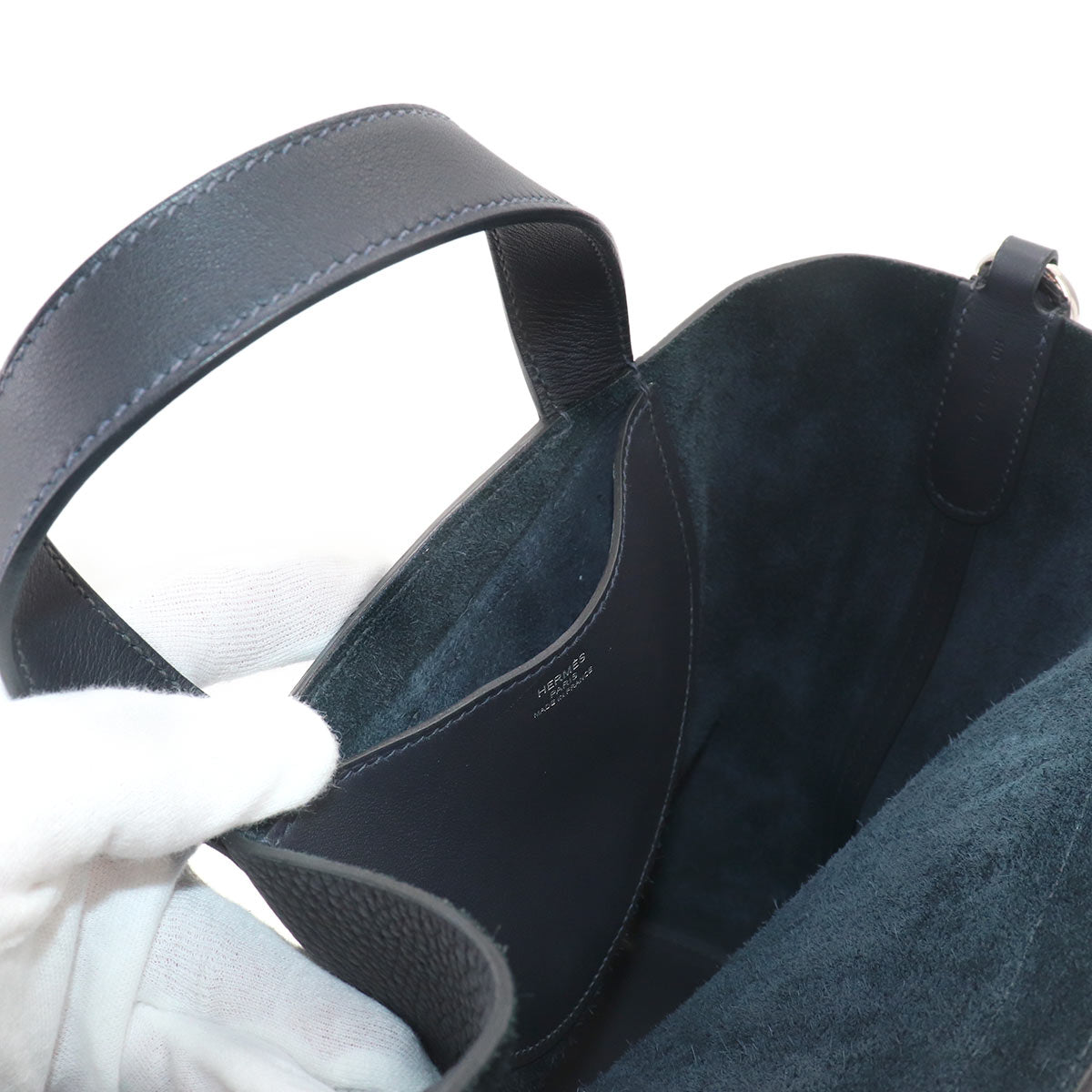 In the Loop 23 Hand Bag Taurillon Clemence Swift Caban Purse