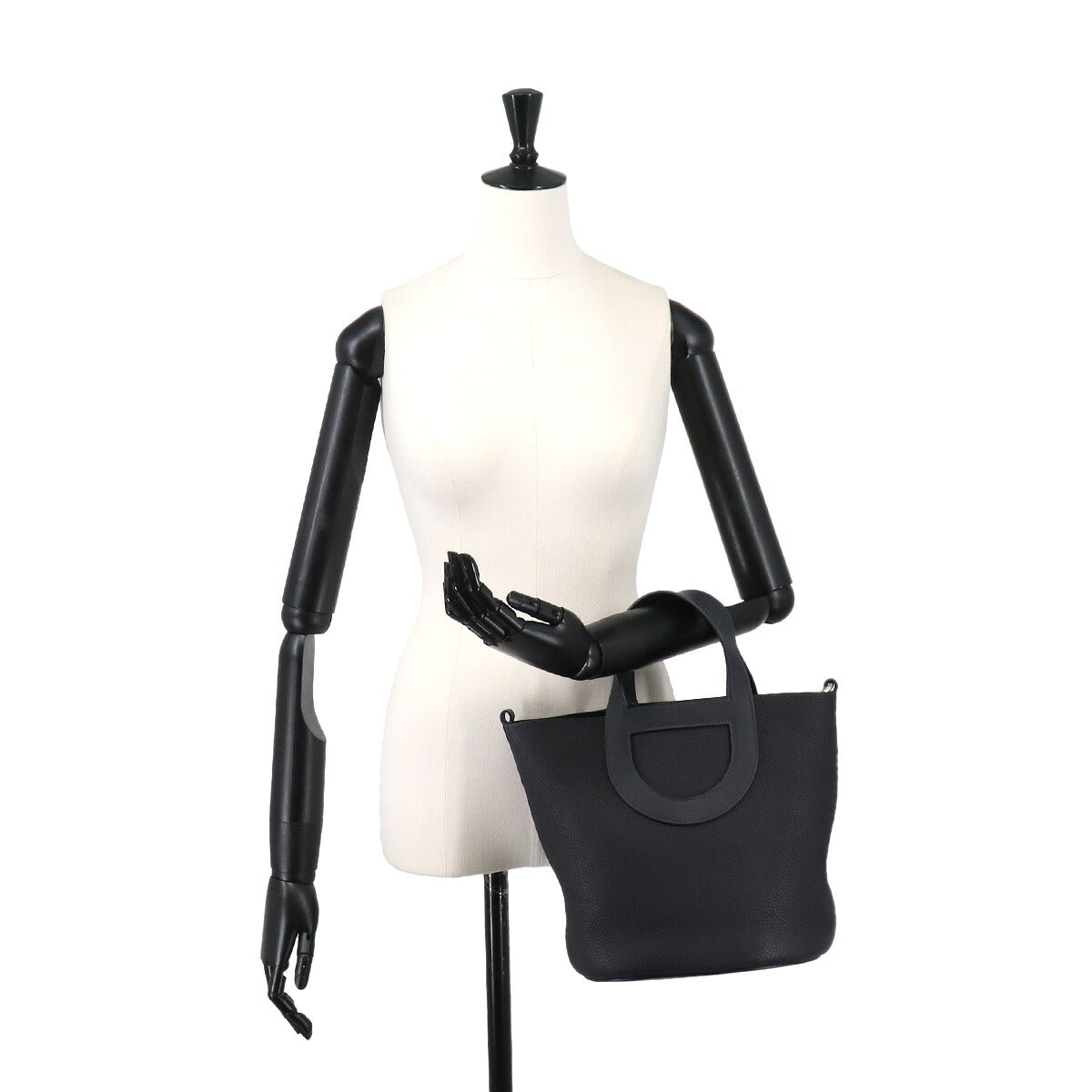 In the Loop 23 Hand Bag Taurillon Clemence Swift Caban Purse