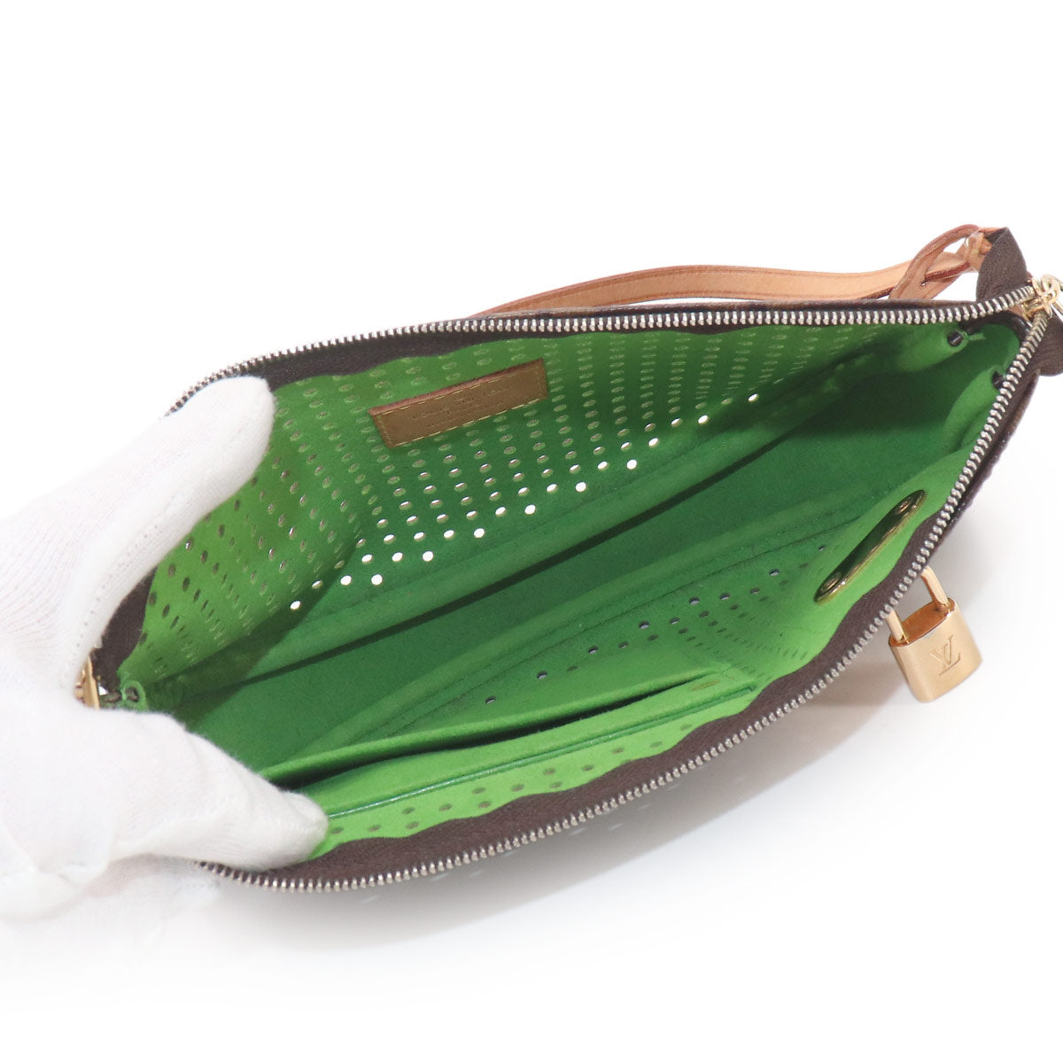 Monogram Perfo Pochette Accessories Hand Bag Vert M95184