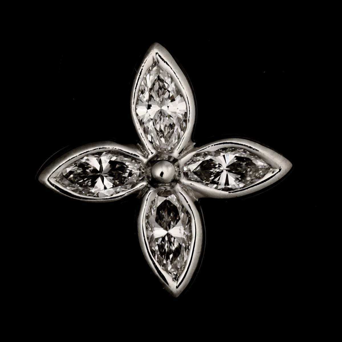 Victoria Diamond Small Earrings Pierced Pt Platinum
