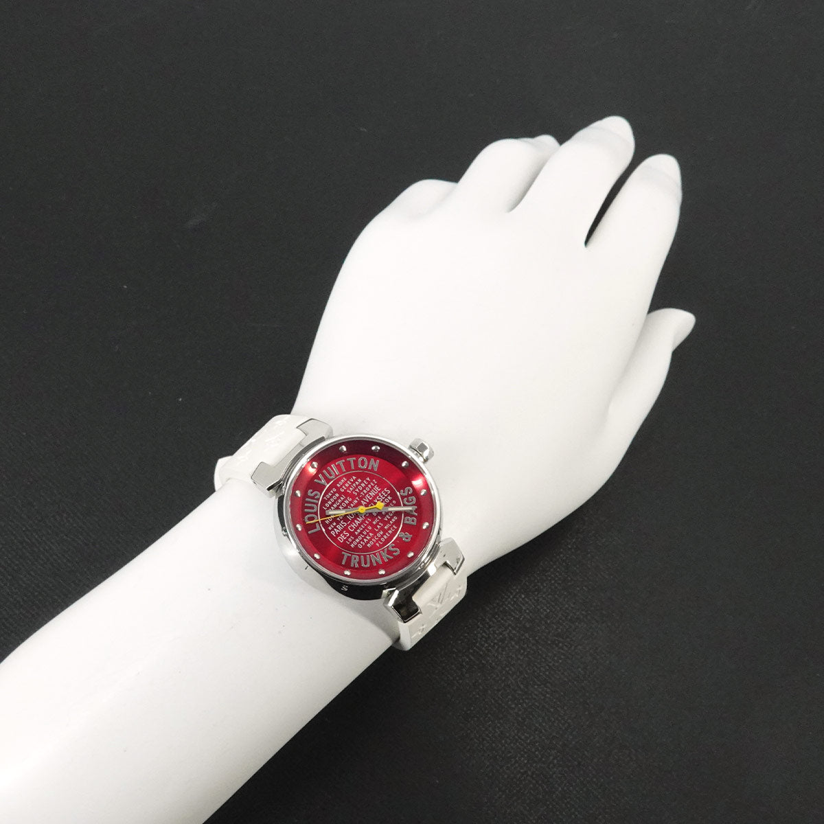 Tambour Trunk & Backs Q131A Quzrtz Red Dial Ladies