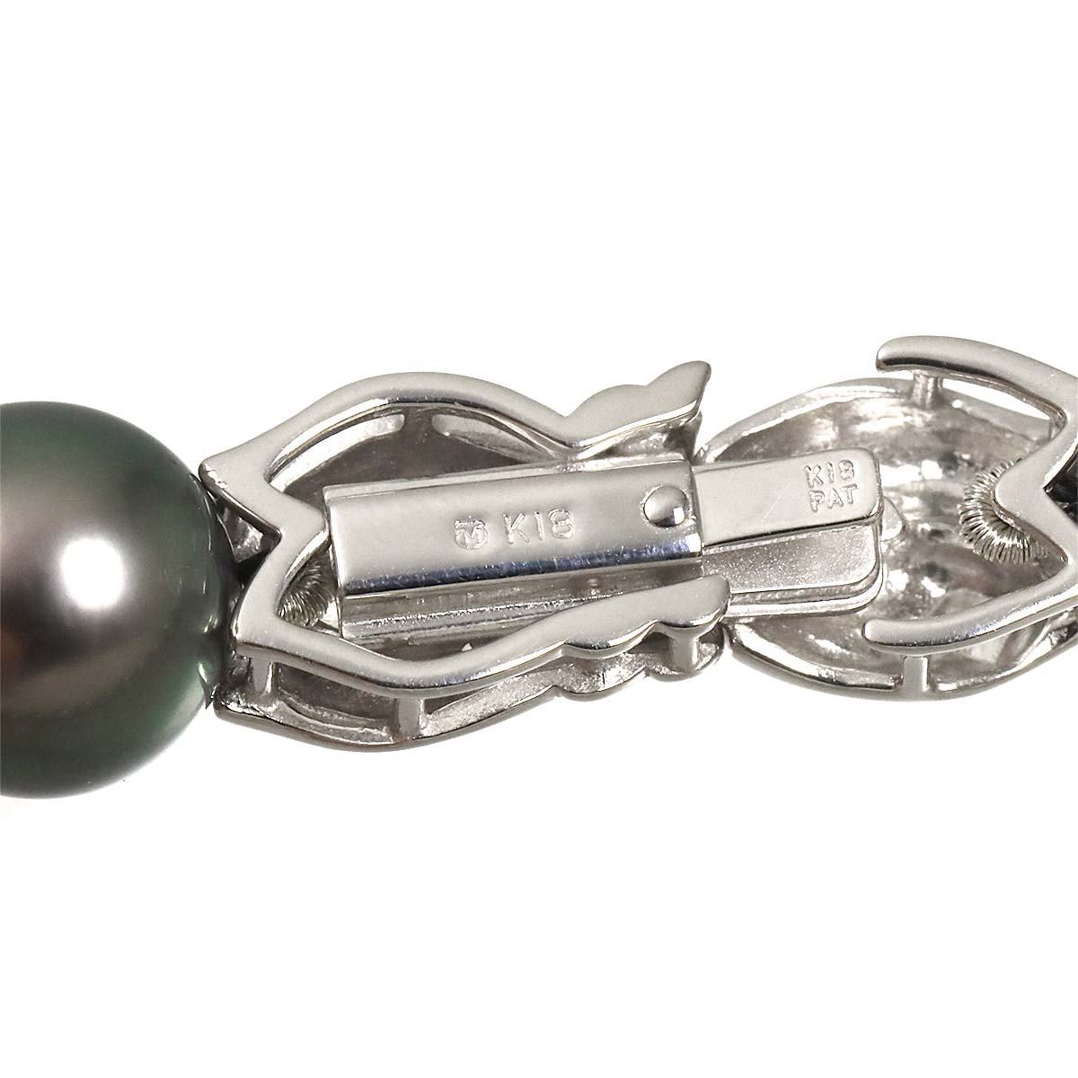 Black Pearl 9.6-9.2mm Necklace 18K WG 750