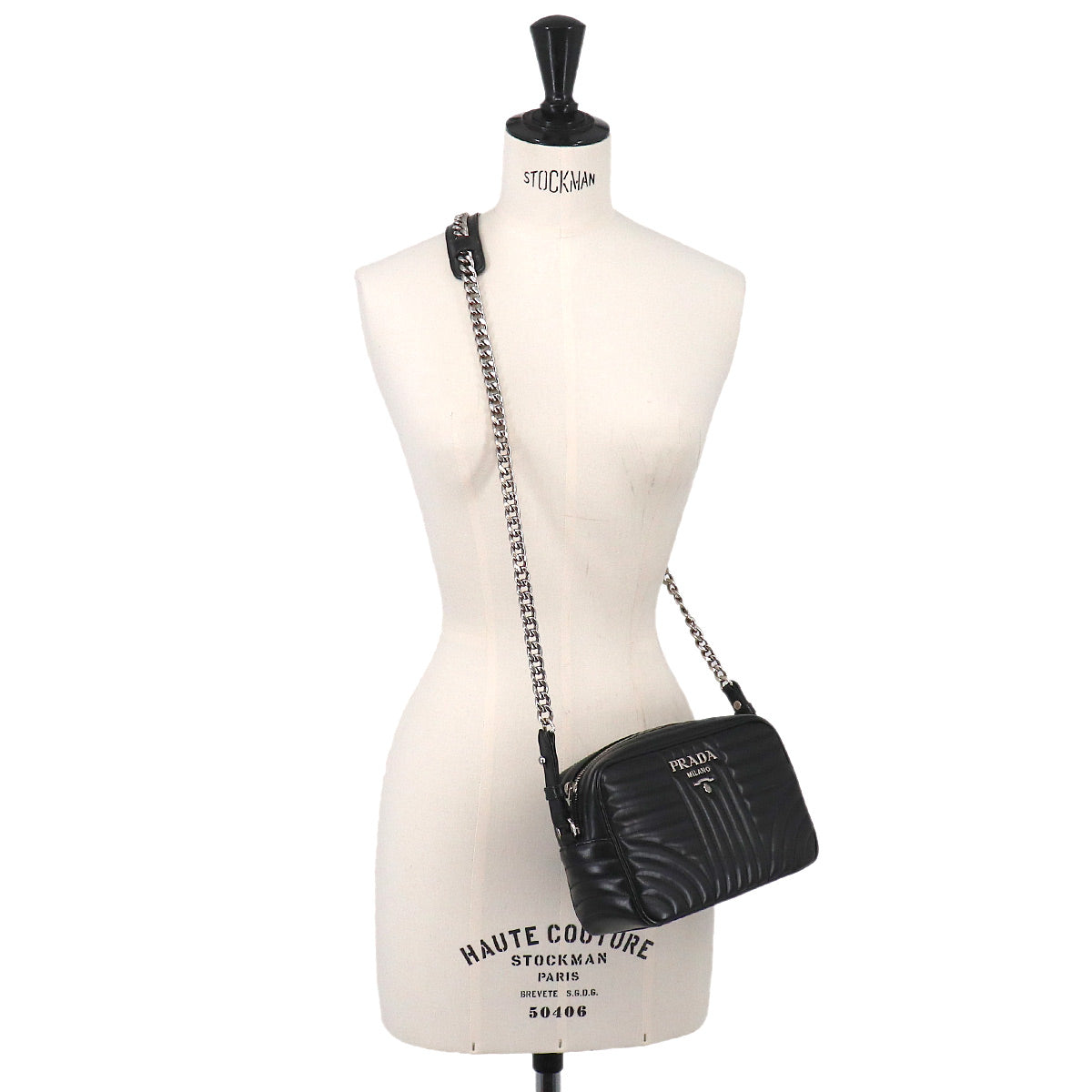 Diagramme Chain Shoulder Bag Leathear Black Nero 1BH083 Purse