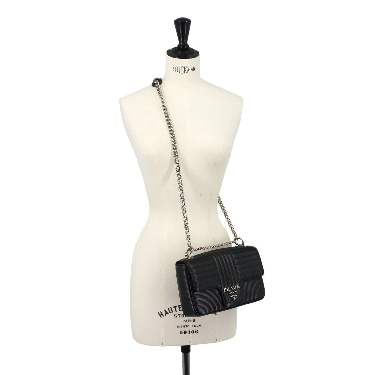 Diagramme Chain Shoulder Bag Leathear Black 1BD135 Purse
