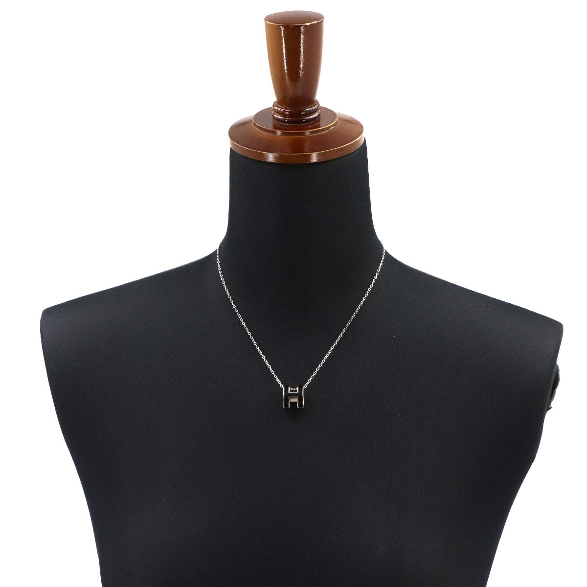 Pop H Chain Necklace Black Silver Accessory