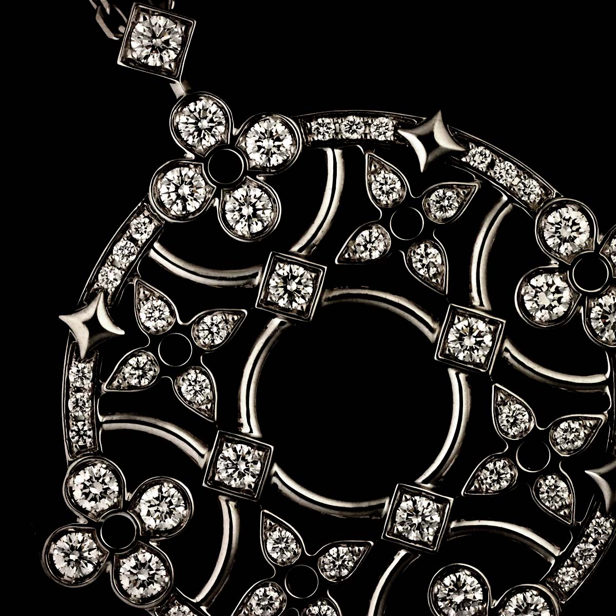 Dentelle Diamond Necklace 18K WG 750