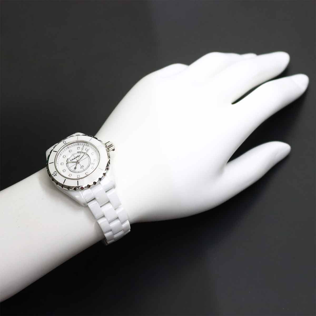 J12 33mm H1628 12P Diamond Quartz White Dial Ladies Watch