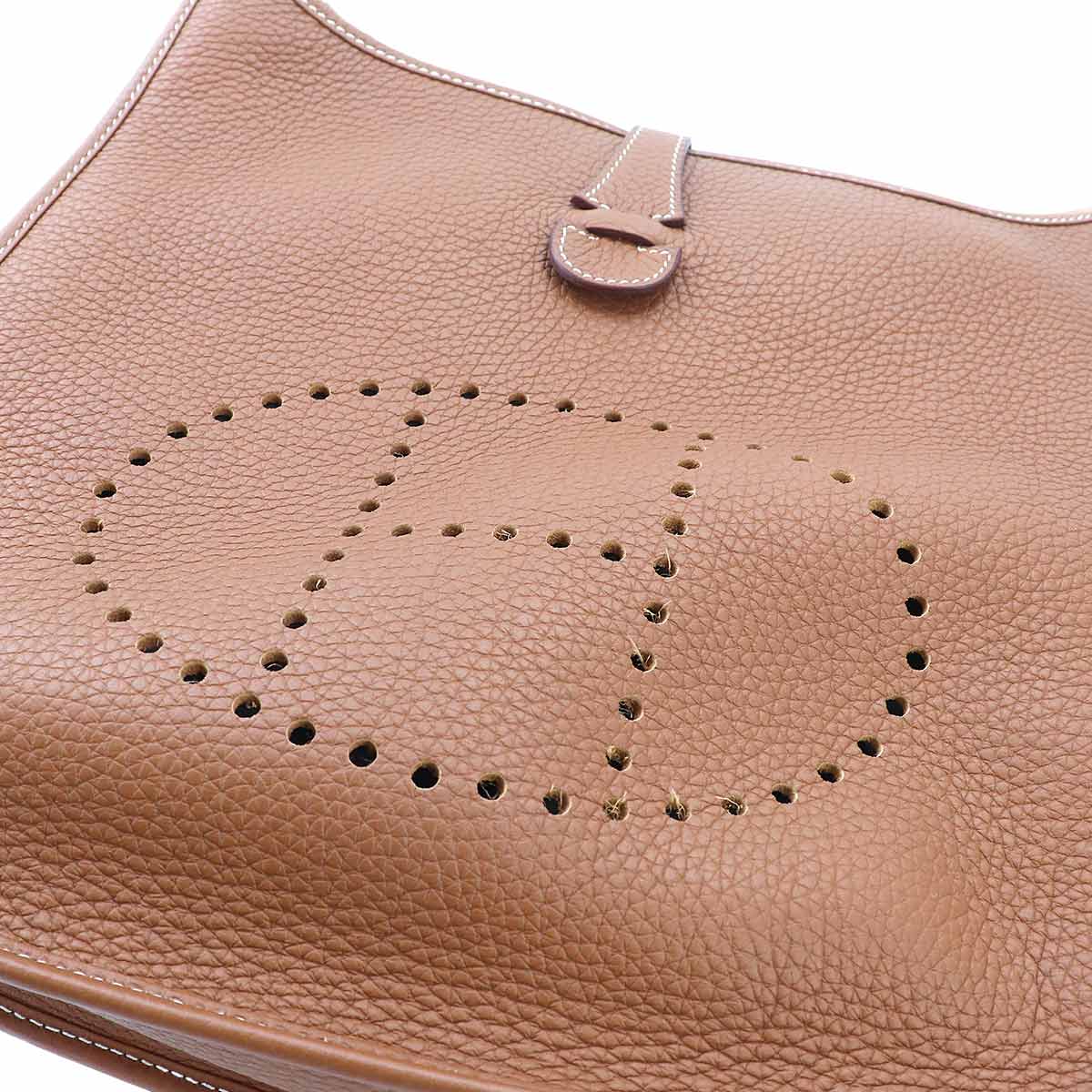 Everlyne 3 PM Amazon Shoulder Bag Taurillon Clemence Gold