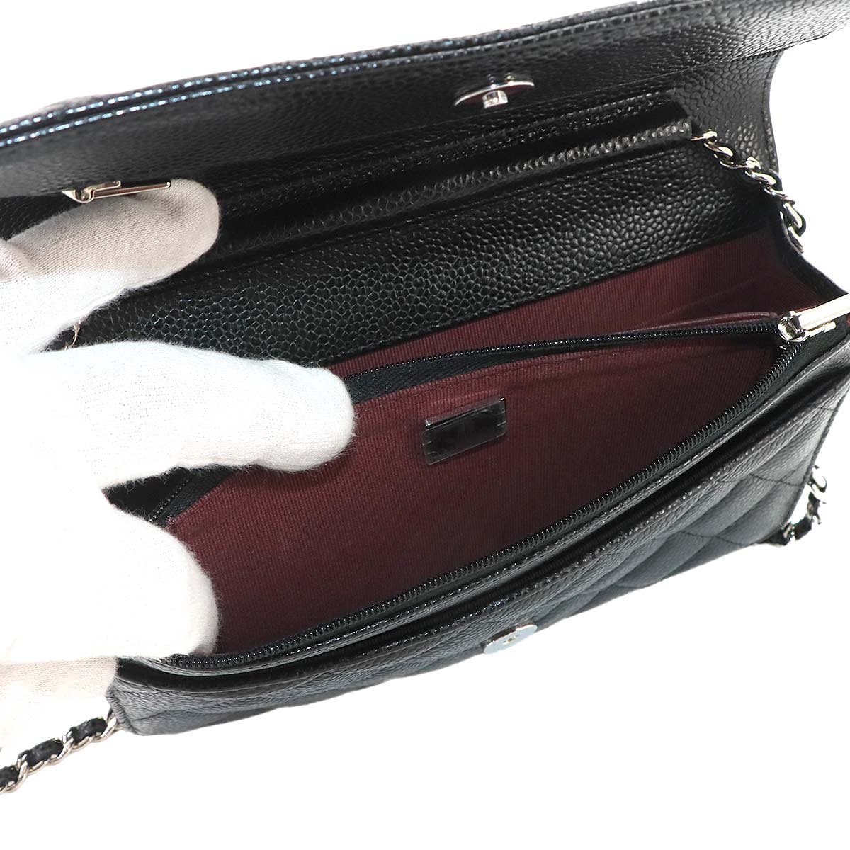 Matelasse Classic Chain Wallet Leather Black AP0250