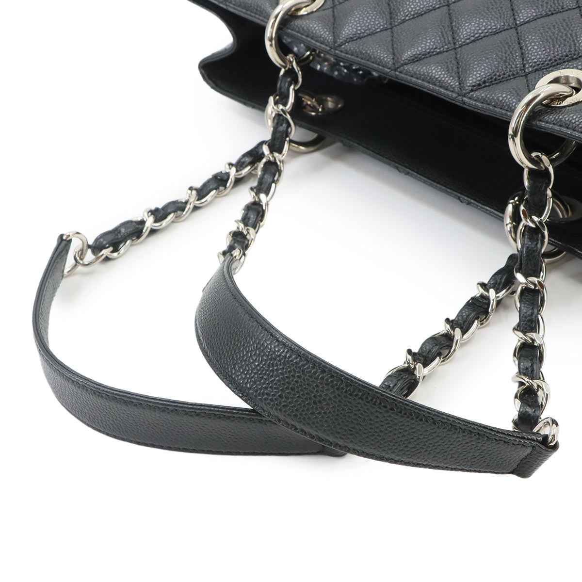 Matelasse Grand Shopping Tote Bag Leather Black GST A50995