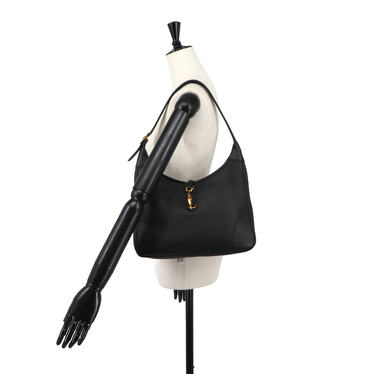Trim 31 Shoulder Bag Taurillon Clemence Black Purse
