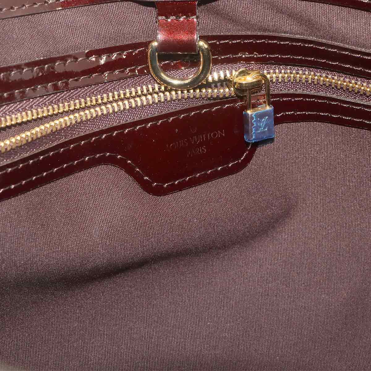 Monogram Vernis Wilshire PM Hand Bag Amarante M93641
