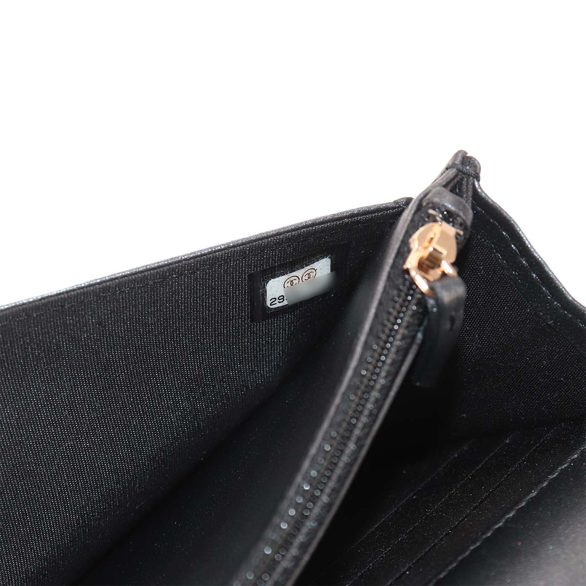 Matelasse Chain Wallet Leather Metalic gray A84277 Purse