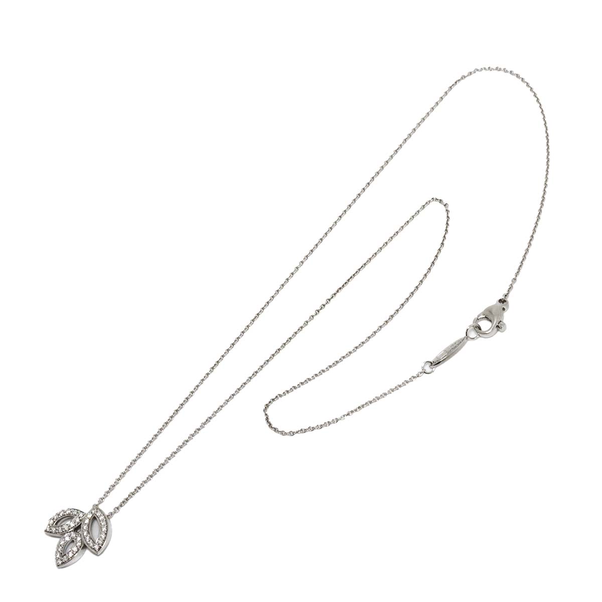 Lily Cluster Mini Diamond Necklace Pt