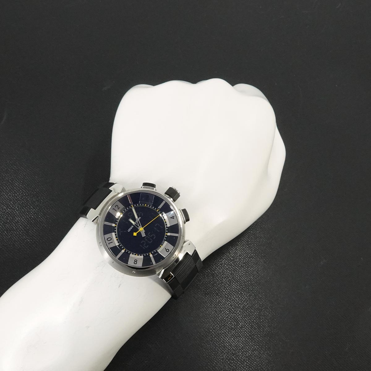 Tambour In Black Q118F Quartz Analog Digital Watch