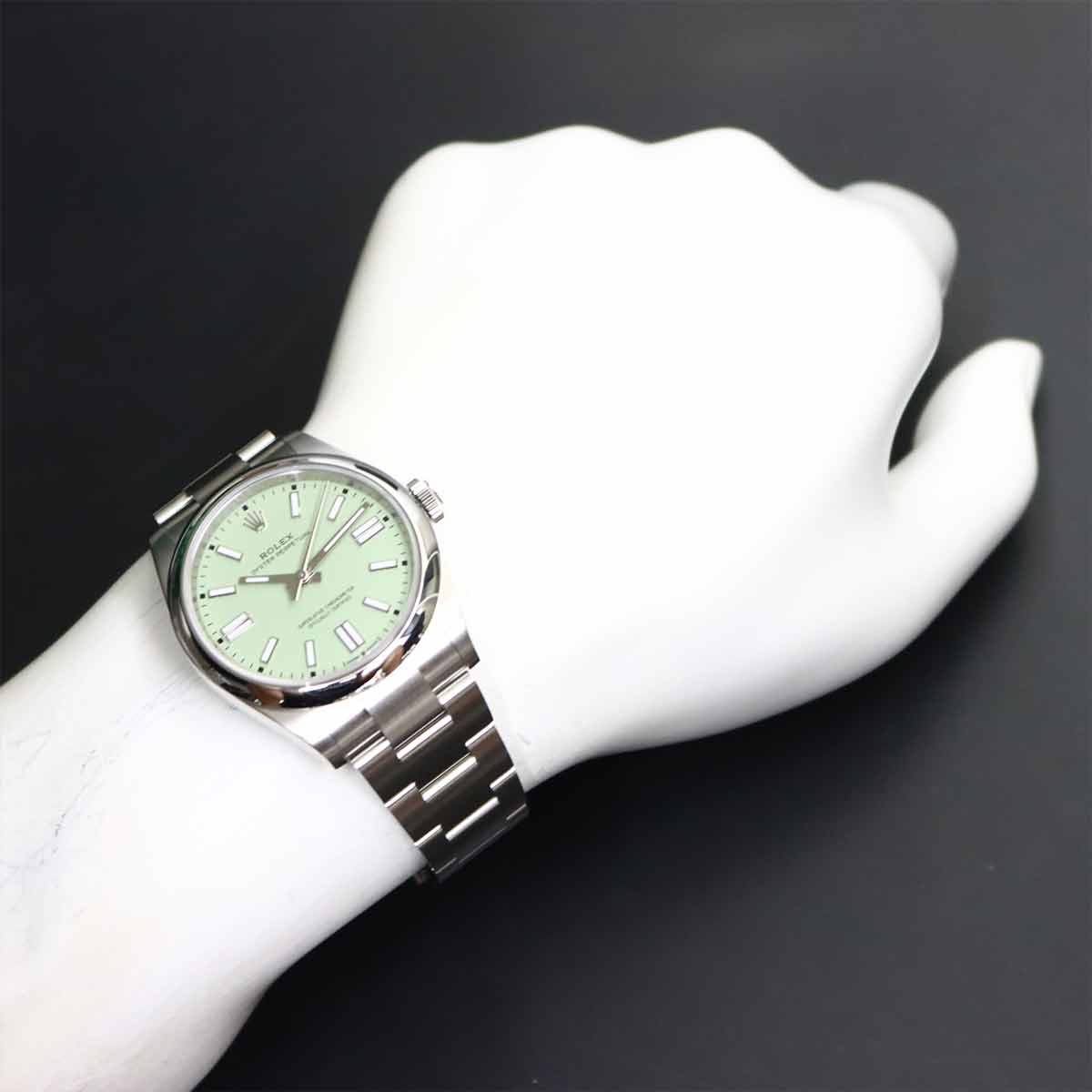 Oyster Perpetual 134300 Serial Random Automatic Pistachio Dial