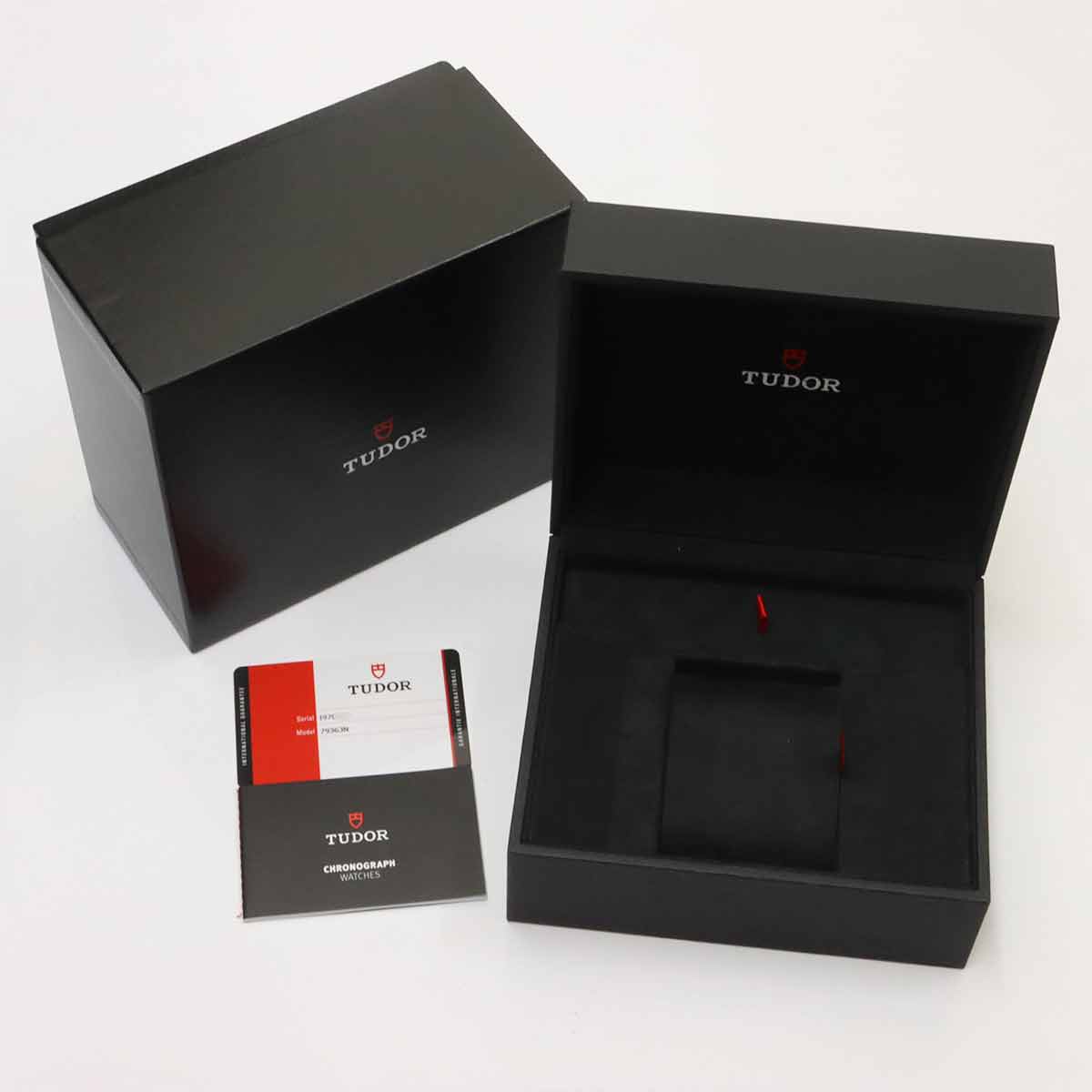 Heritage Black Bay 79363N Date Automatic Black Dial YG Watch