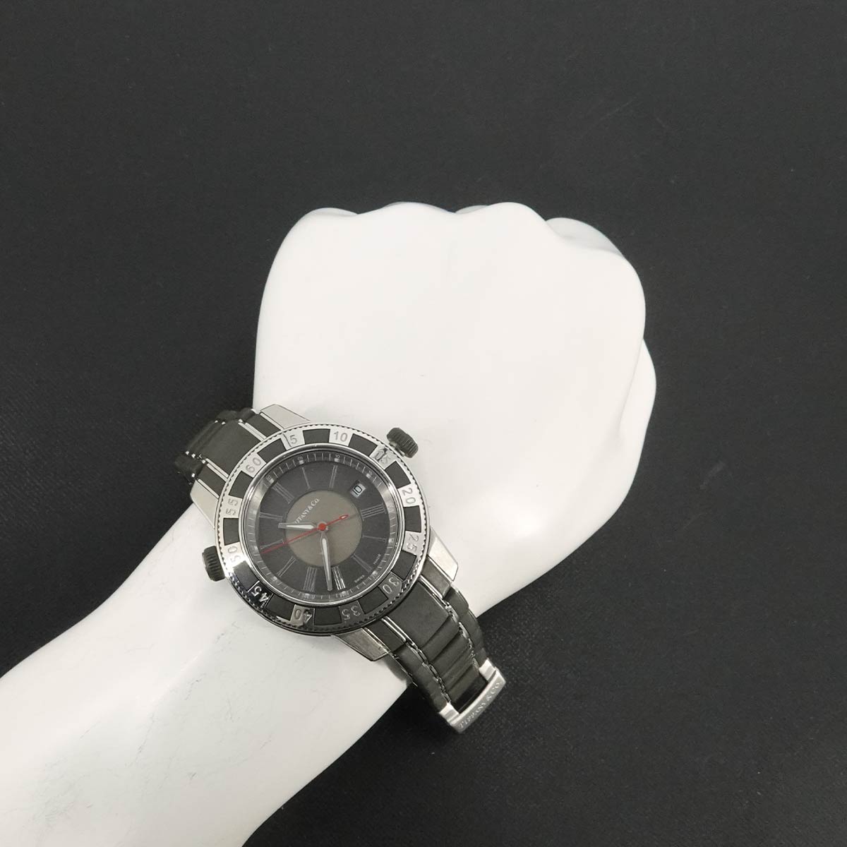 Mark T-57 Gray Dial Quartz Rubber Mens Wrist Watch