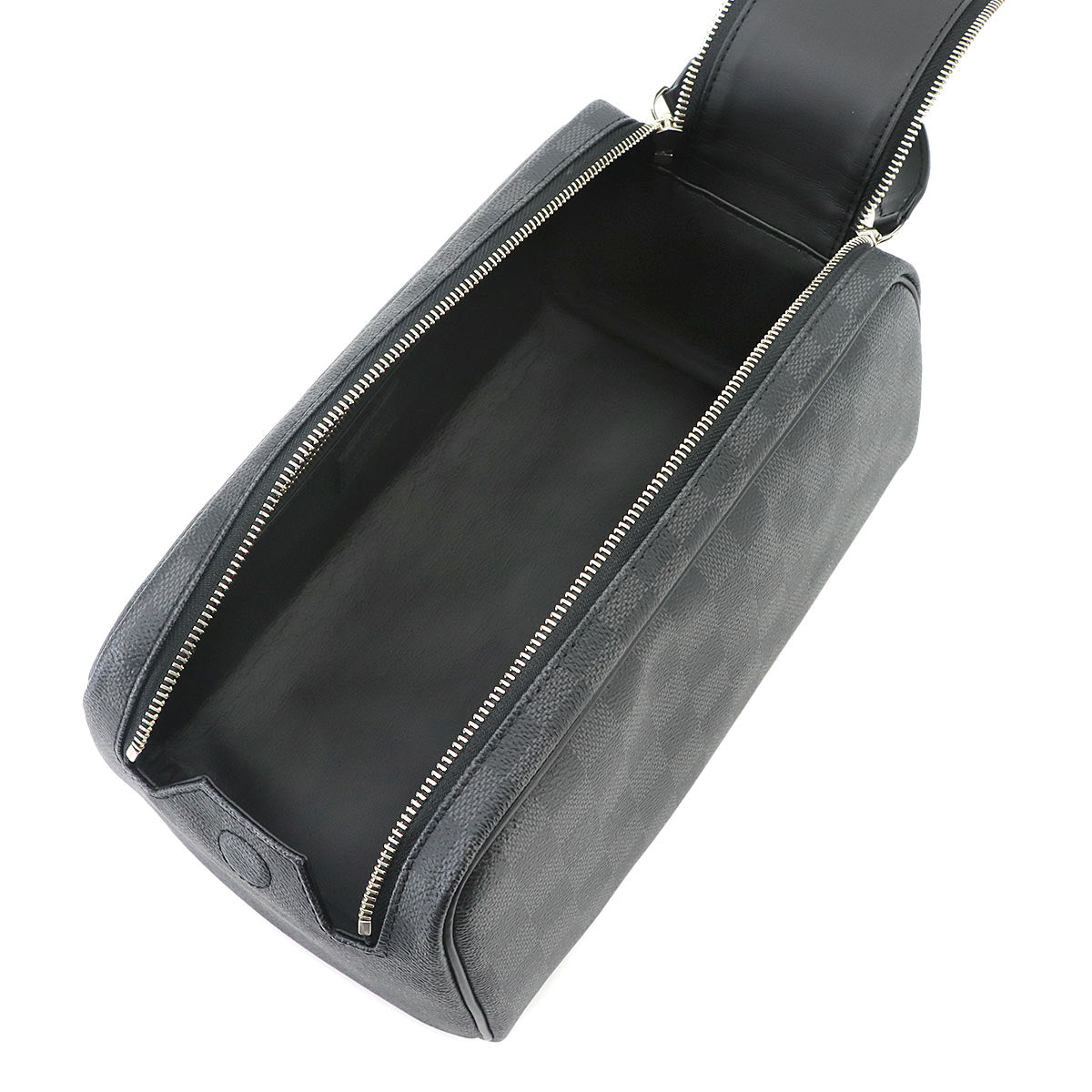 Damier Graphite Dopp Kit Toilet Pouch Hand Bag N40127