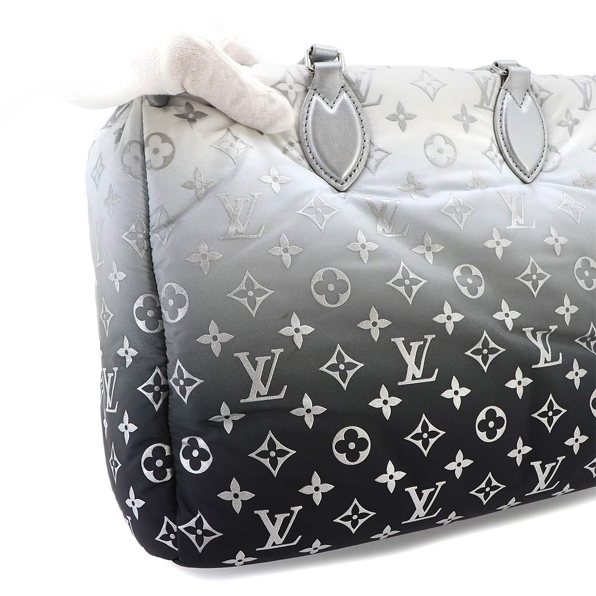 LV SKI Monogram Nylon Onthego MM Tote Shoulder Bag M11847