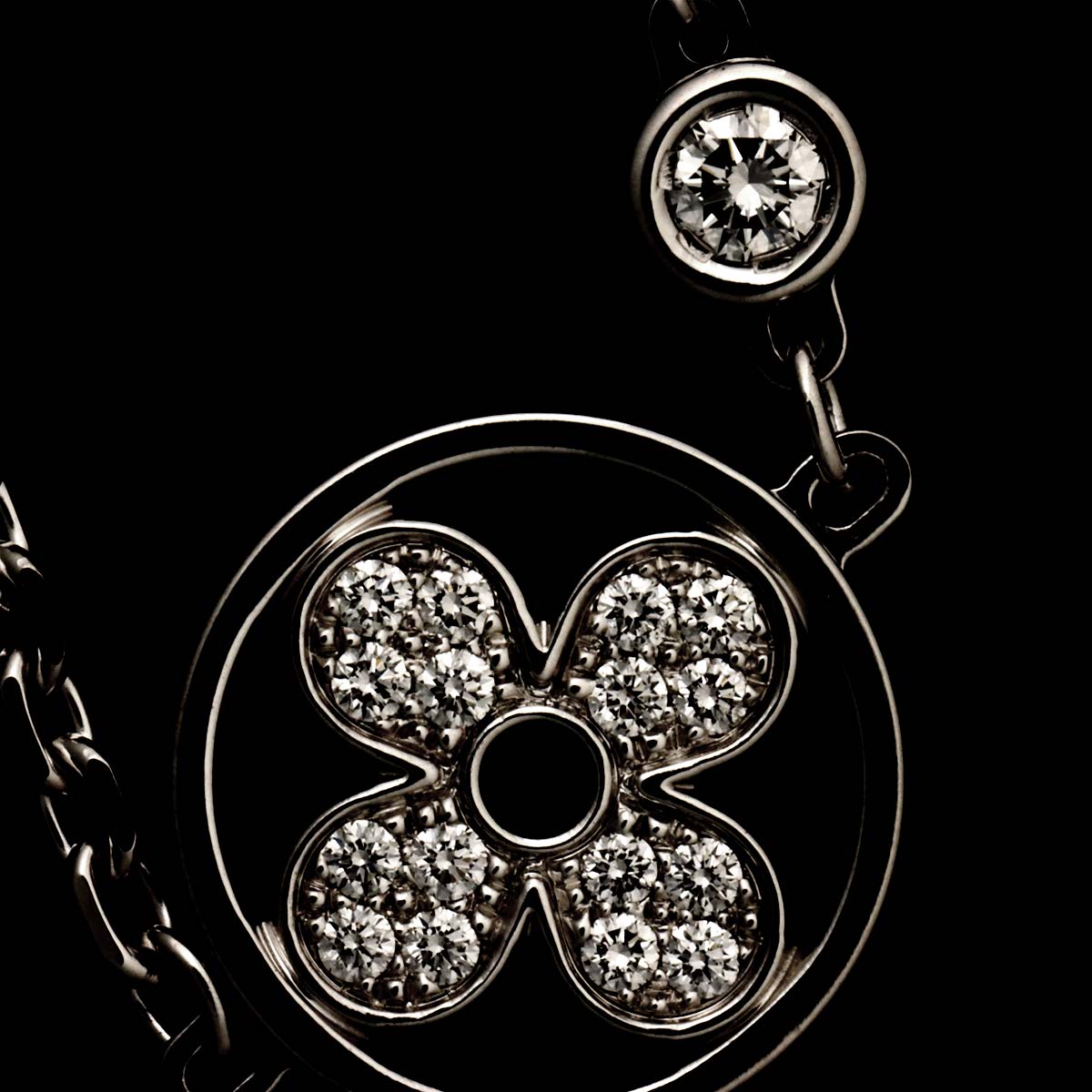 Blossom Diamond Necklace 18K WG 750