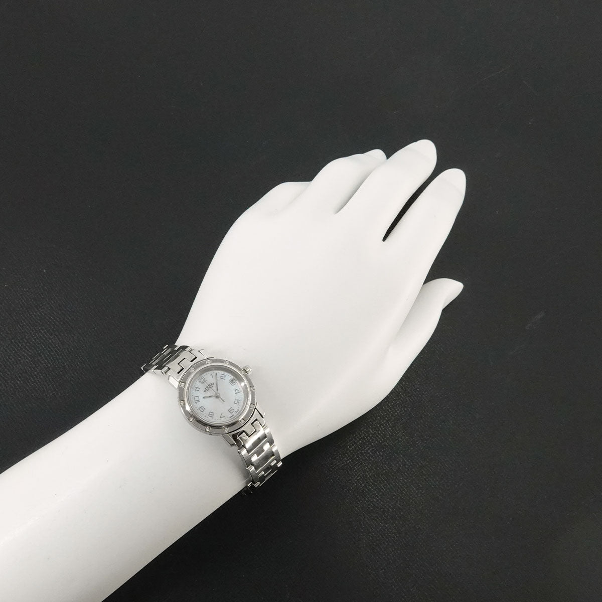 Clipper Nacre CL4.230 Quartz 12P Diamond White Shell Dial