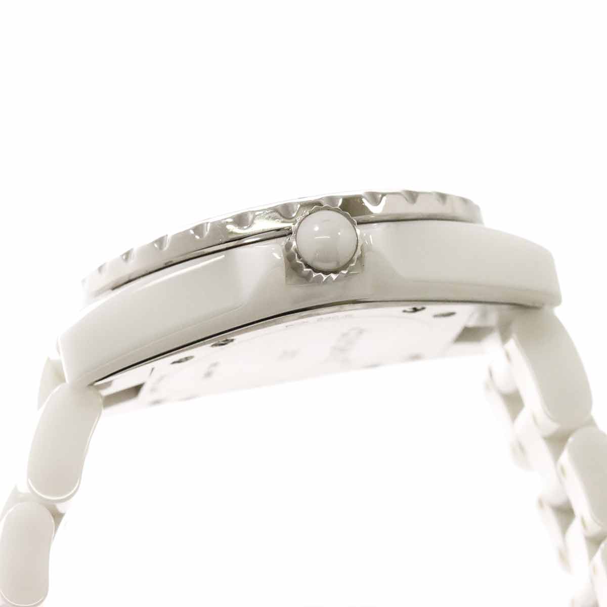 J12 H2422 33mm 8P Diamond Quartz White Shell Dial Ladies Watch