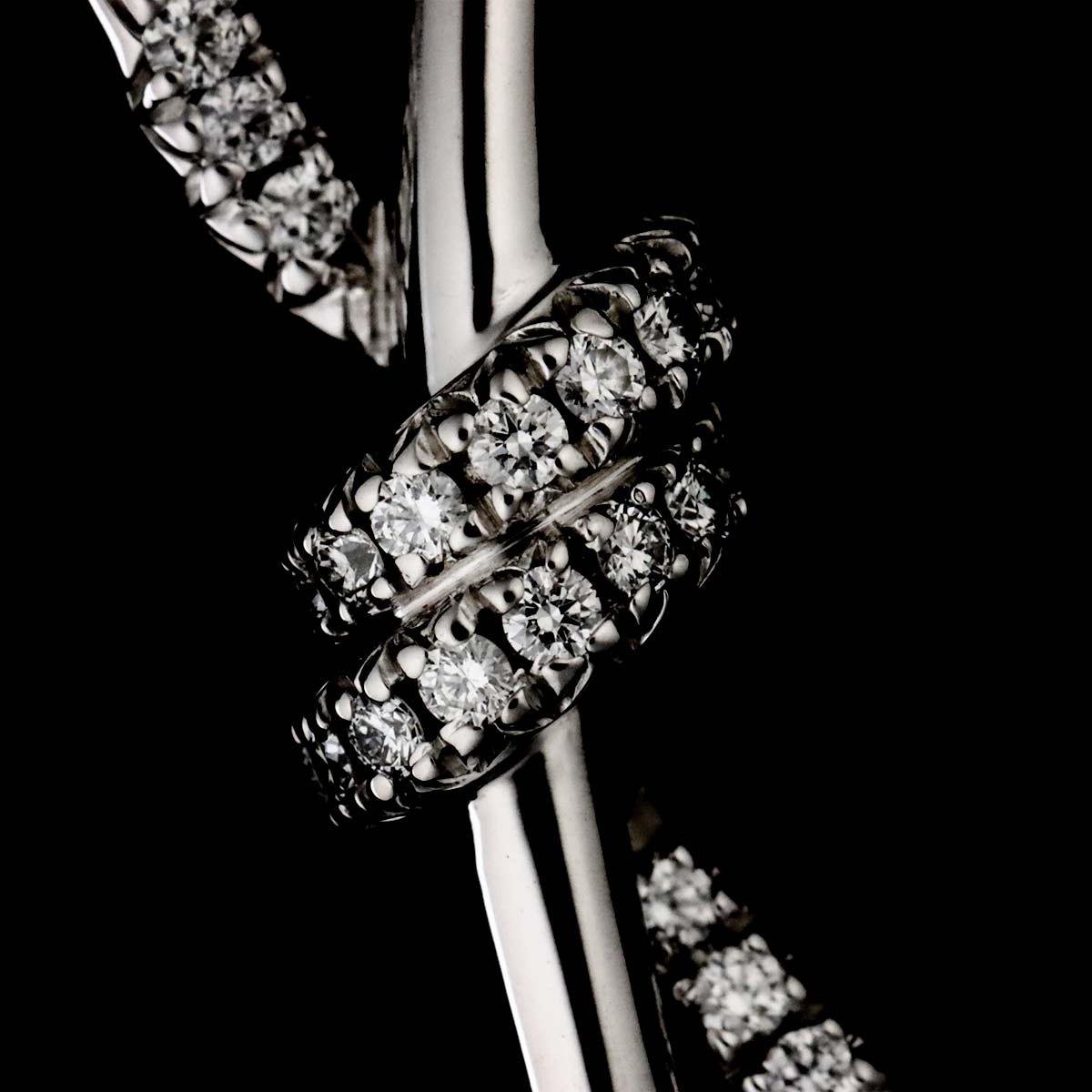 Knot Diamond 0.25ct Necklace 18K White Gold 750
