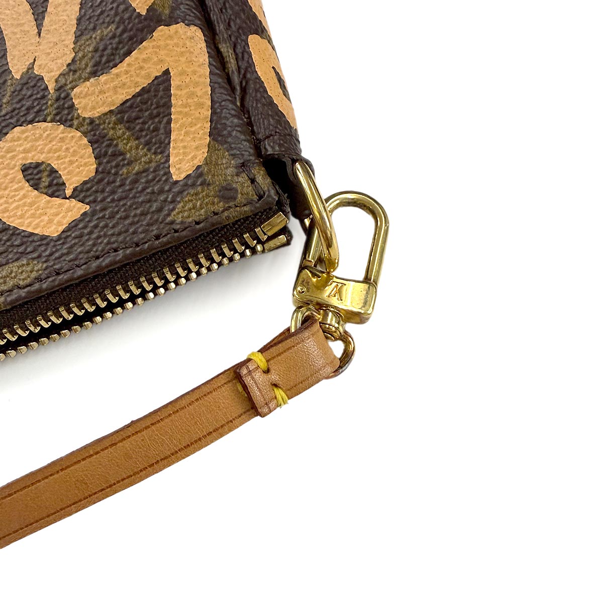 Monogram Graffiti Pochette Accessoires Pouch Peach M92193