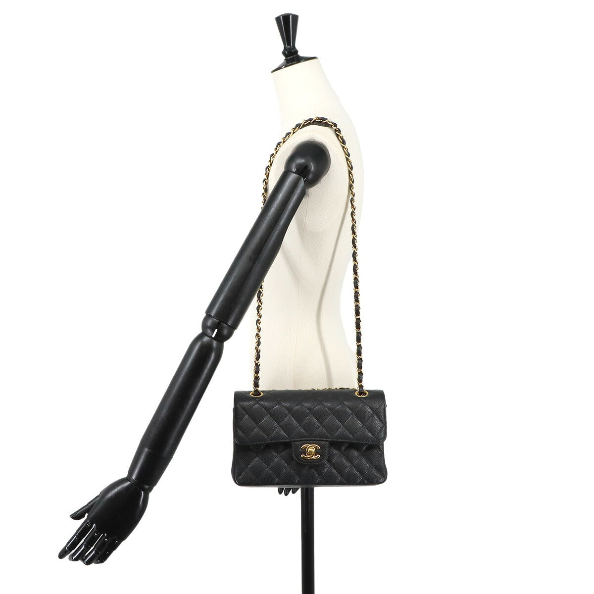 Matelasse 23 Chain Shoulder Bag Leather Black A01113