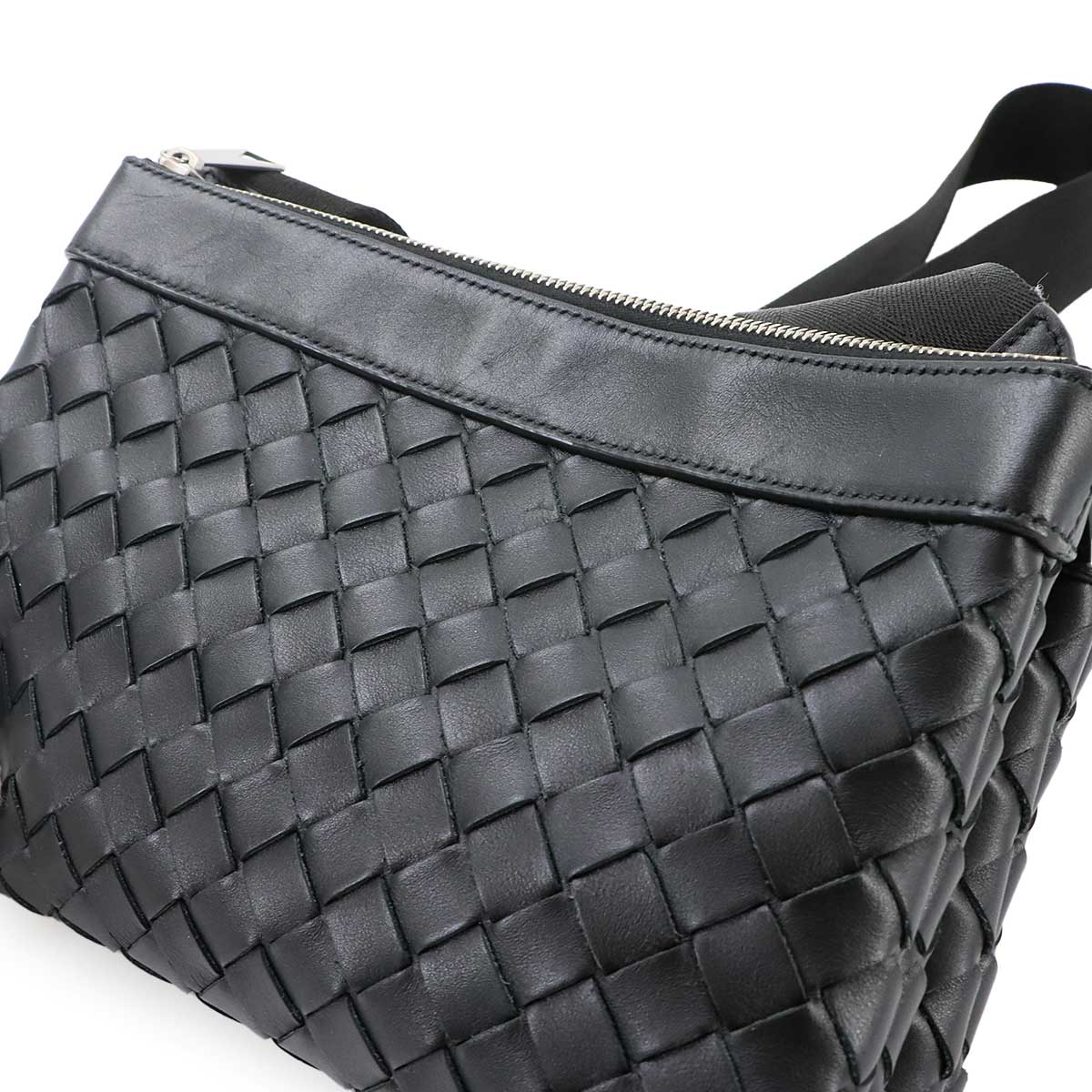 Intrecciato Duo Shoulder Bag Leather Black 651938