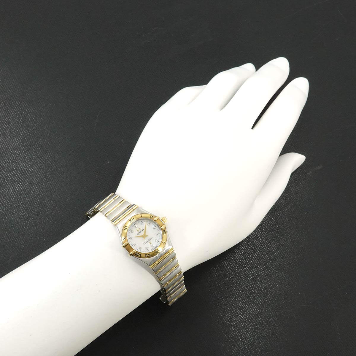 Constellation mini 1262.75 12P Diamond 750 YG White Shell Dial