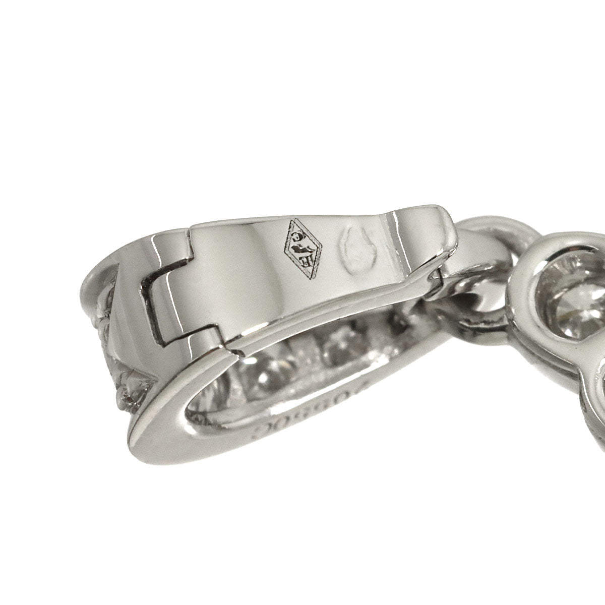 Gothic Cross Diamond Pendant 18K White Gold 750