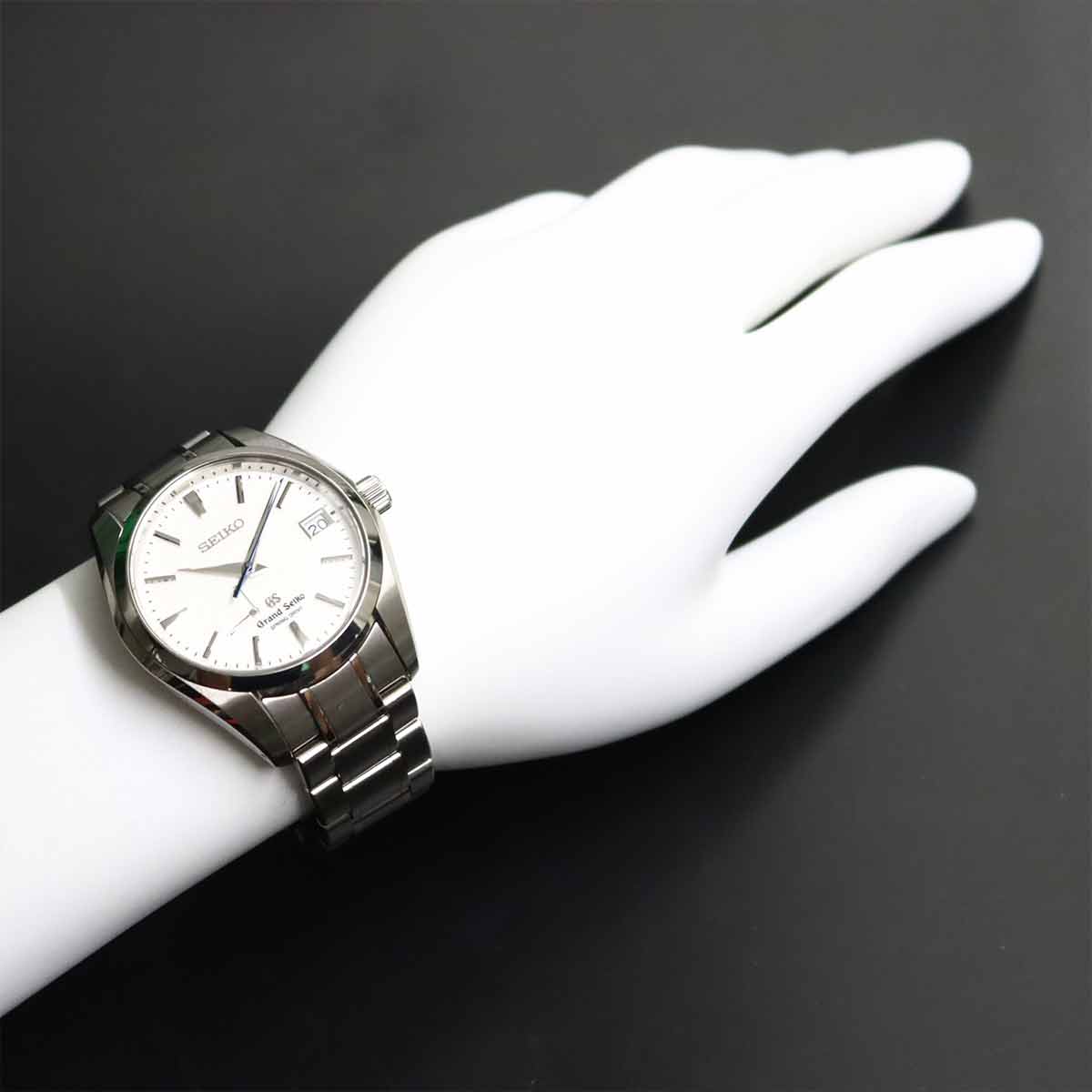 GRAND SEIKO Spring Drive SBGA011 Date 9R65 0AE0 White Dial