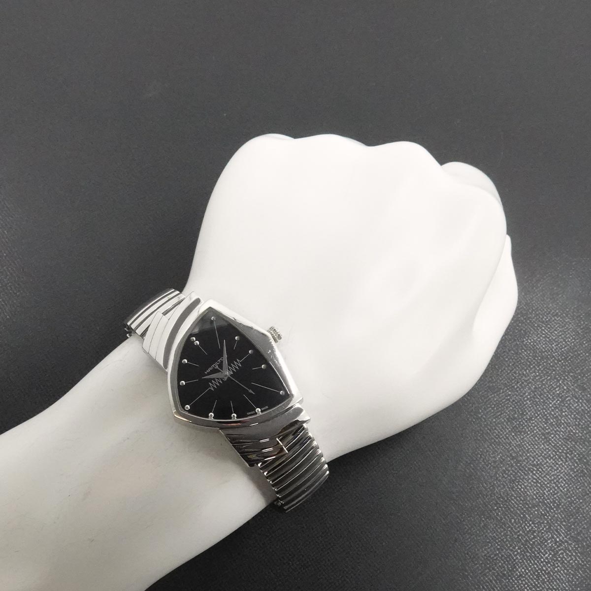 Ventura Flex H244112 Quartz Black Dial Mens Watch
