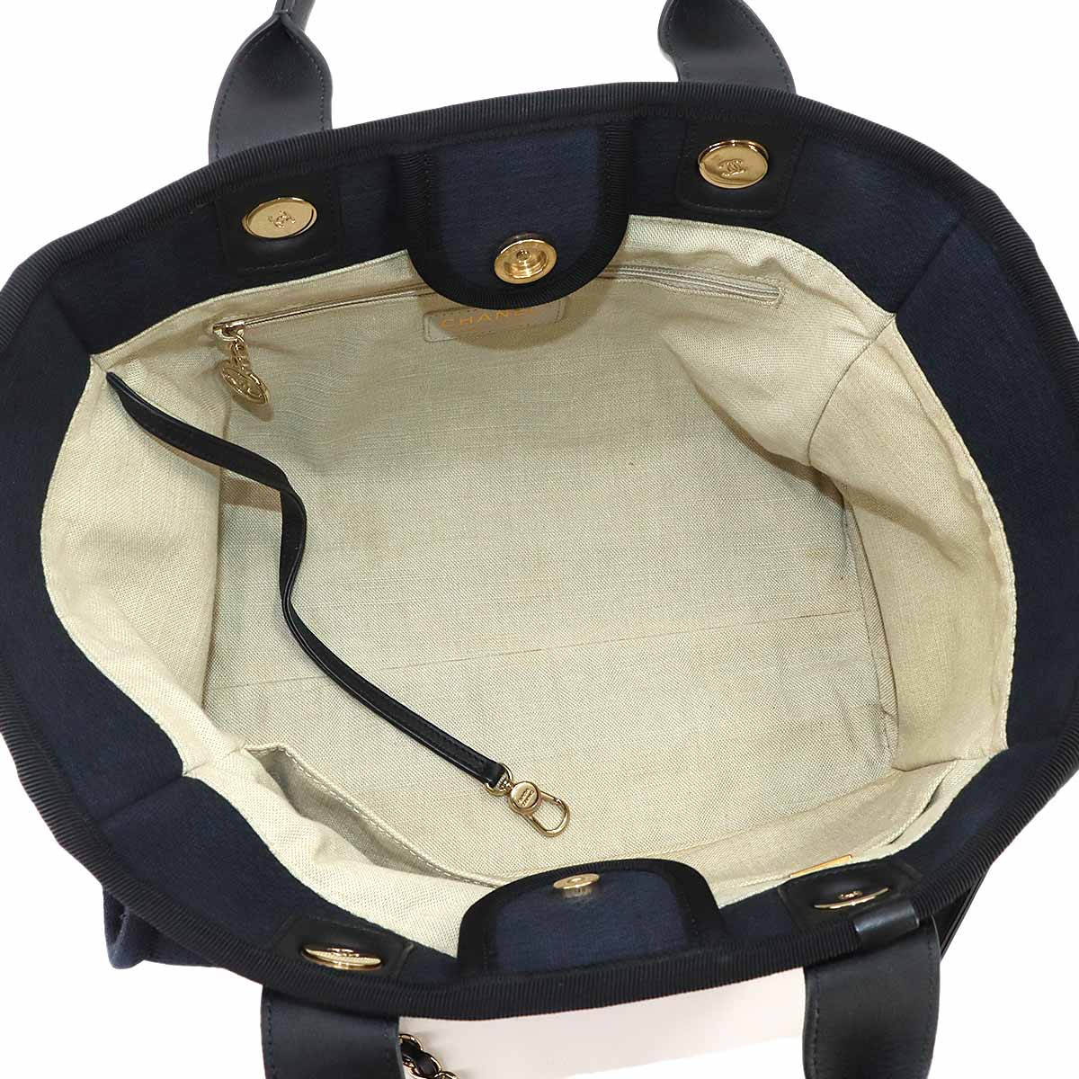 Deauville Small Shopping Tote Chain Shoulder Bag Navy AS3257