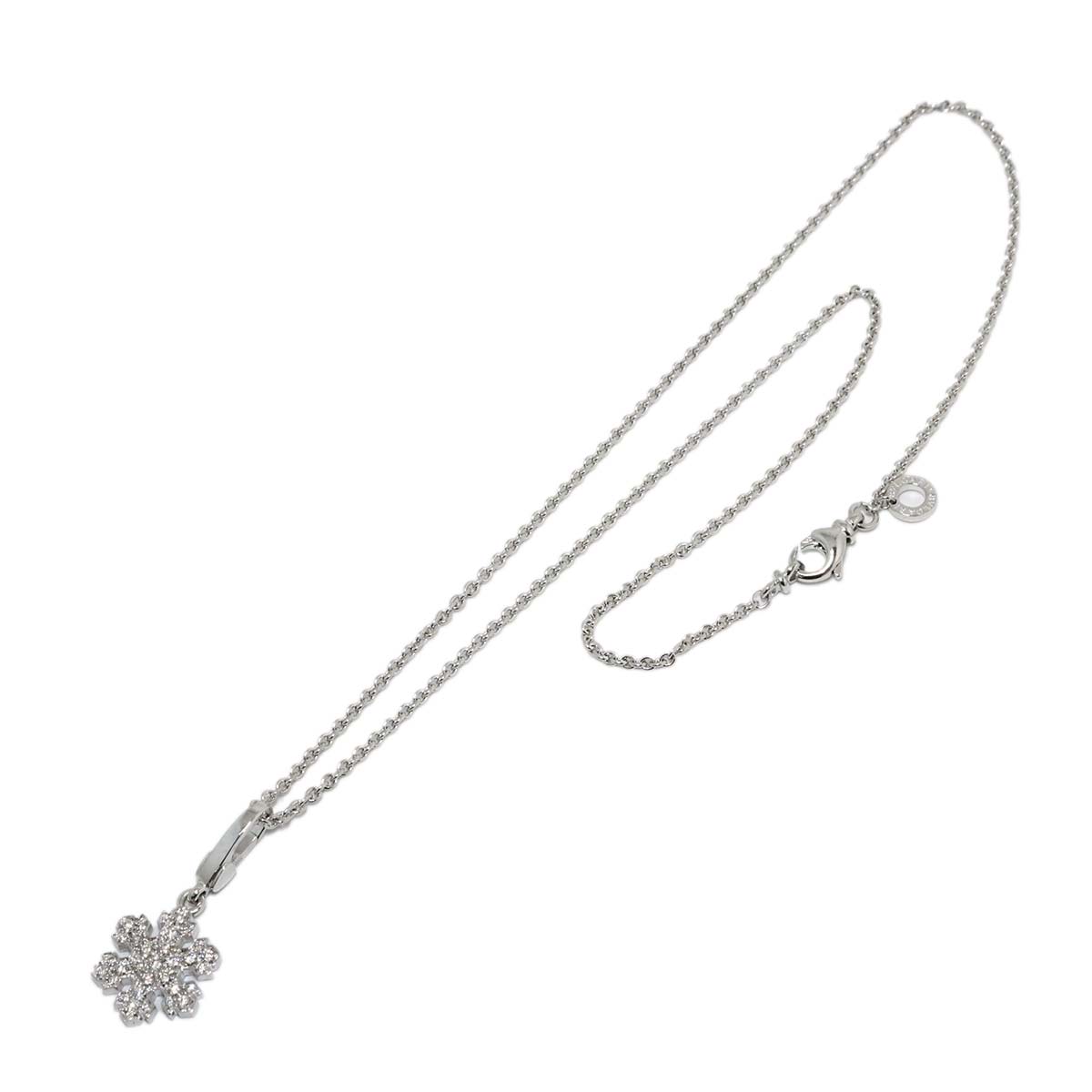 Snowflake Diamond Necklace 18K White Gold 750