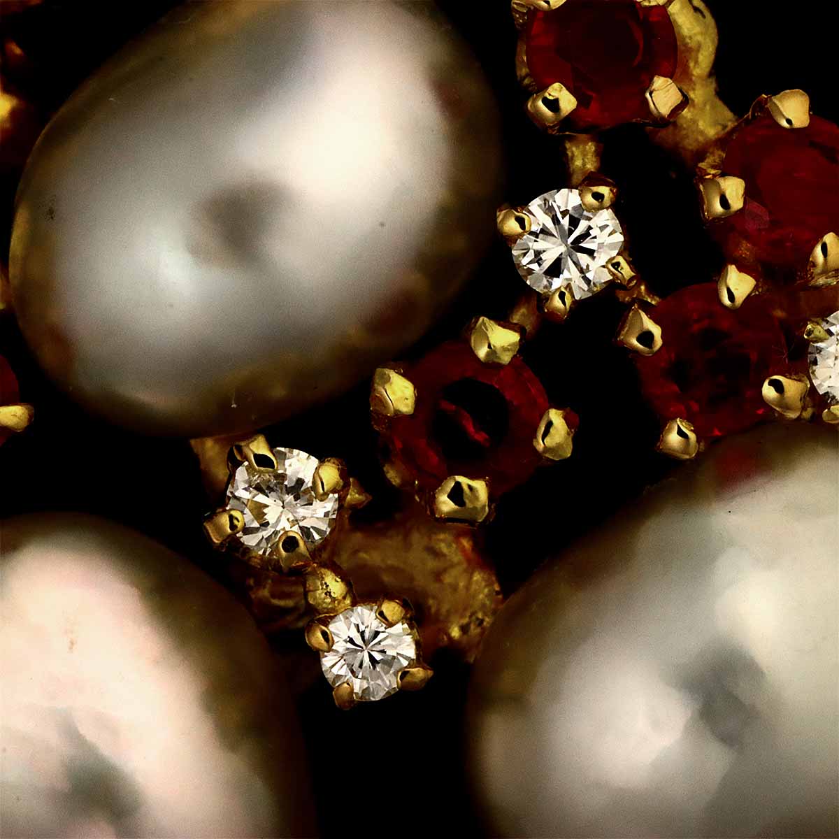 Freshwater pearl Diamond Ruby Pendant Top 18K YG 750