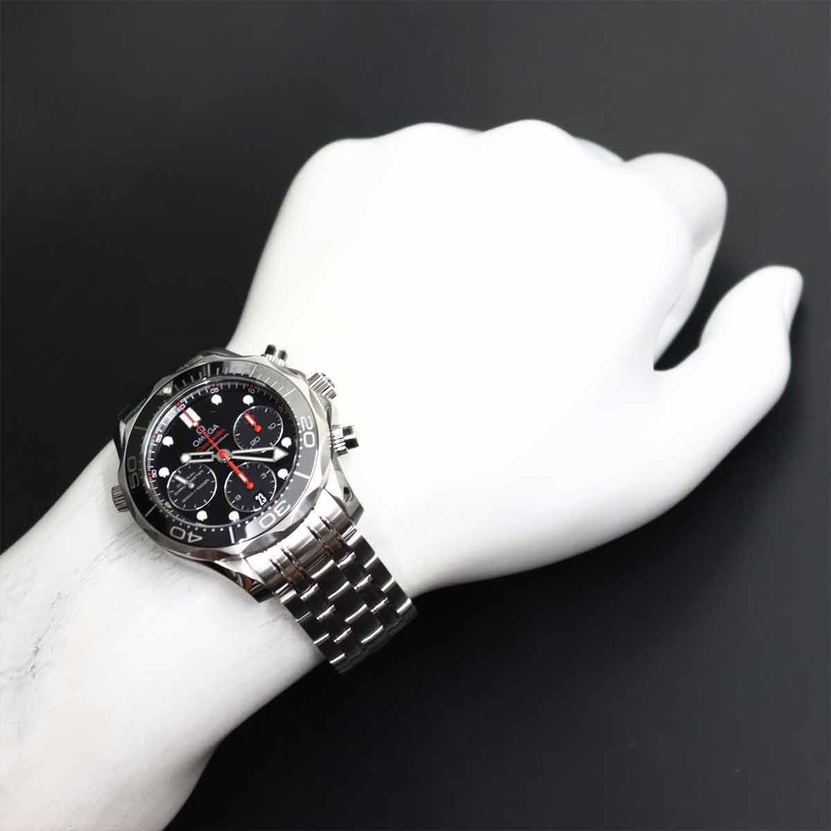 Seamaster 300 Co-Axial 212 30 42 50 01 001 Black Dial Watch